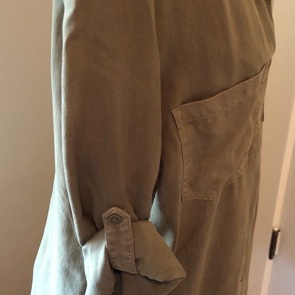 Cloth and Stone button up tunic size medium - Picture 3 of 7